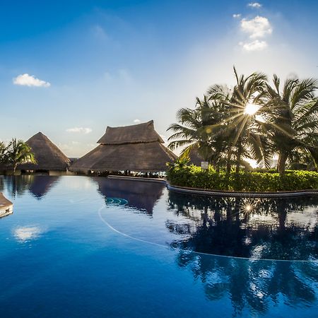 فندق فييستا أميريكانا كونديسا كانكون - شامل كلياً المظهر الخارجي الصورة The resort's main pool