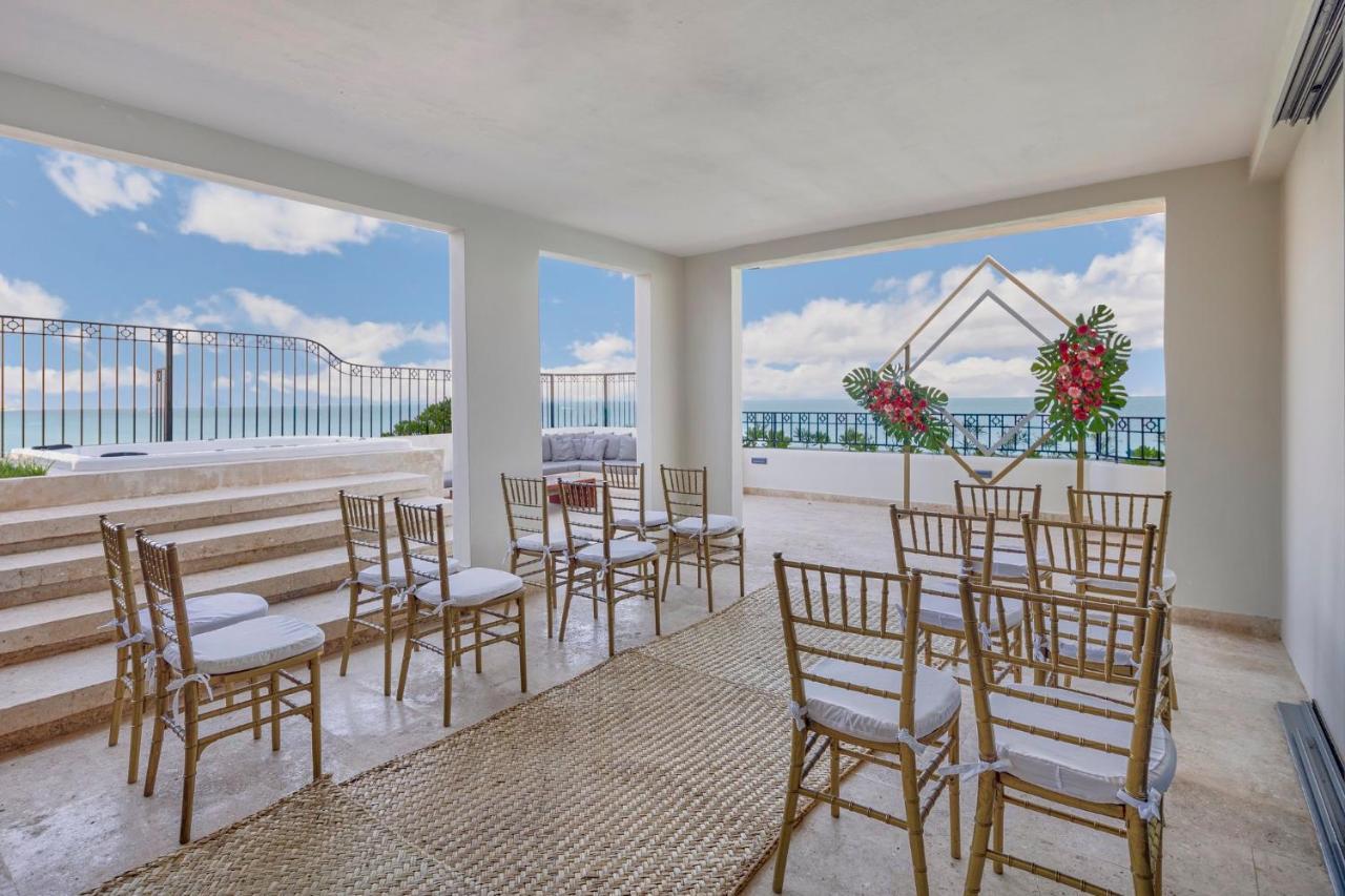 فندق فييستا أميريكانا كونديسا كانكون - شامل كلياً المظهر الخارجي الصورة The resort's wedding chapel