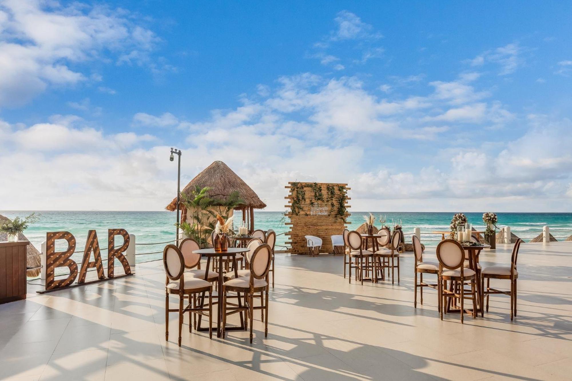 فندق فييستا أميريكانا كونديسا كانكون - شامل كلياً المظهر الخارجي الصورة The beach at the hotel